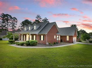 269 Shawcroft Rd, Fayetteville, NC 28311