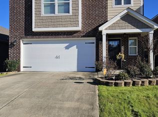 560 Reading Ln, Fultondale, AL 35068