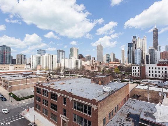 5th image of 858 N Franklin St #228