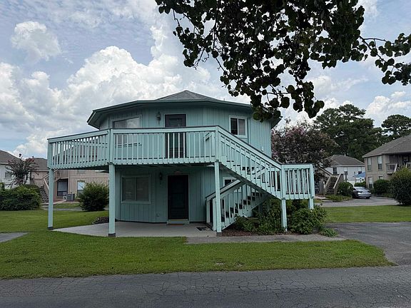 2nd image of 513 Tree Top Ln.