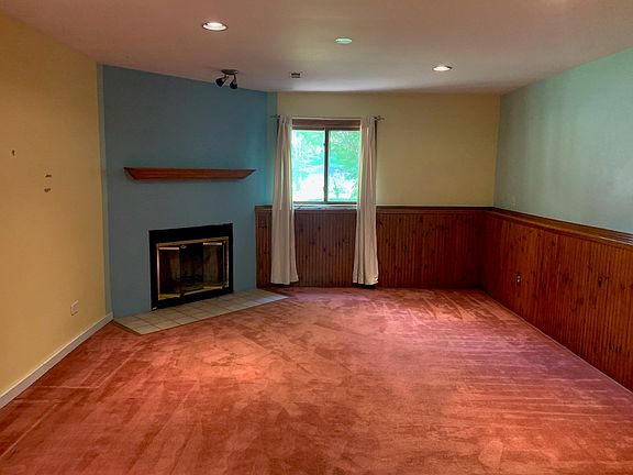 FamilyRoom