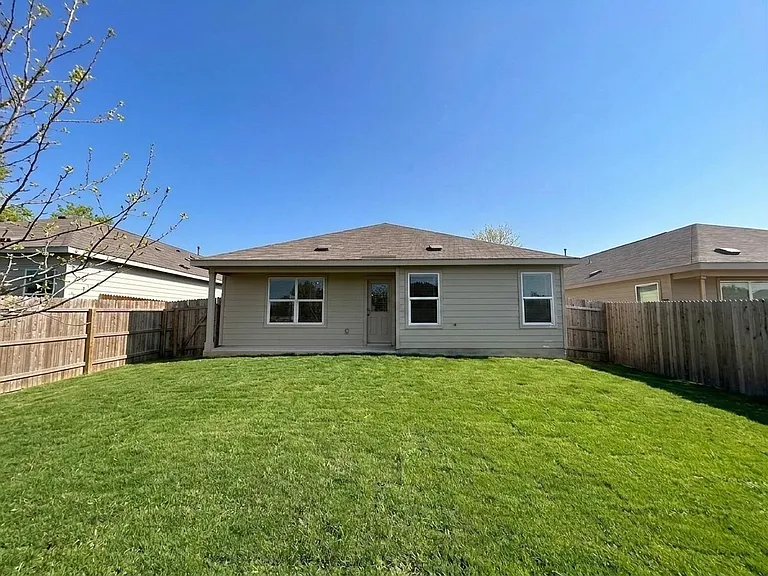 14706 Somerset Ml — Photo 27