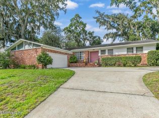 6948 Hanson Dr N, Jacksonville, FL 32210