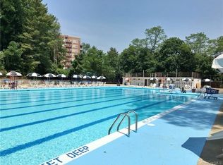 2 Sadore Ln APT 6R, Yonkers, NY 10710