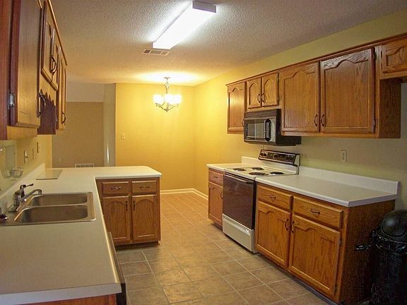 3rd image of 1780 Beaver Trail Dr