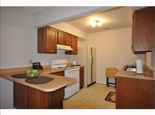 107 Tyburn Ct, Hampton, VA 23669