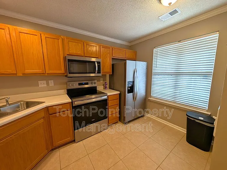 13612 Meade Glen Ct — Photo 4