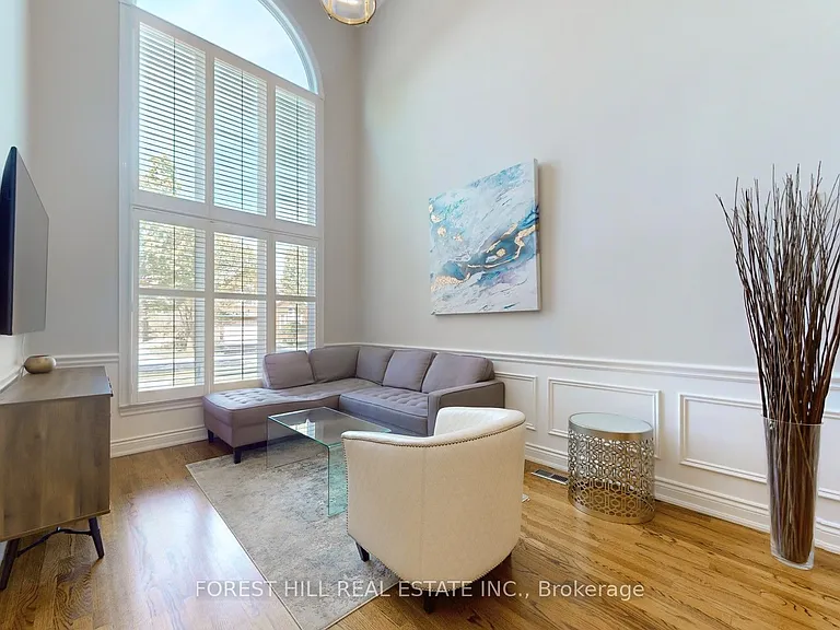43 Oakhurst Dr — Photo 3