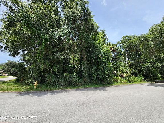 5th image of 3333 Sandalwood Ln