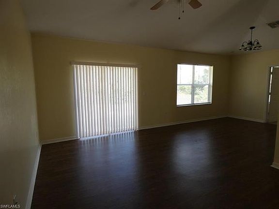 3rd image of 1113 Venetia St E