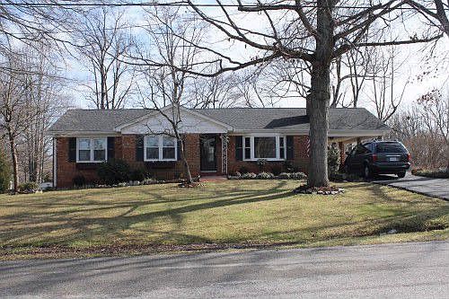 2nd image of 132 Kenwood Dr