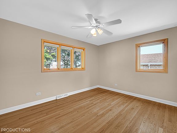4th image of 10033 S 53rd Ave