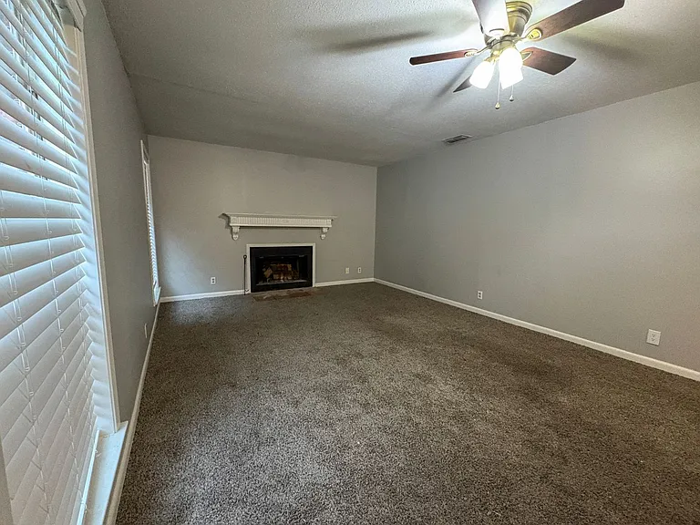 Wyndham Hill Apartments conveniently located in Southeast Tyler — Photo 20