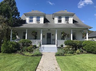 118 Rollstone Ave, West Sayville, NY 11796