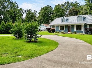 404 W Pedigo Ave, Foley, AL 36535