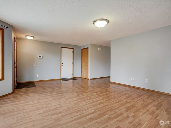 5th image of 8014 NE 104th Avenue