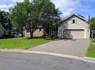 1716 Laurel Ave, Hudson, WI 54016