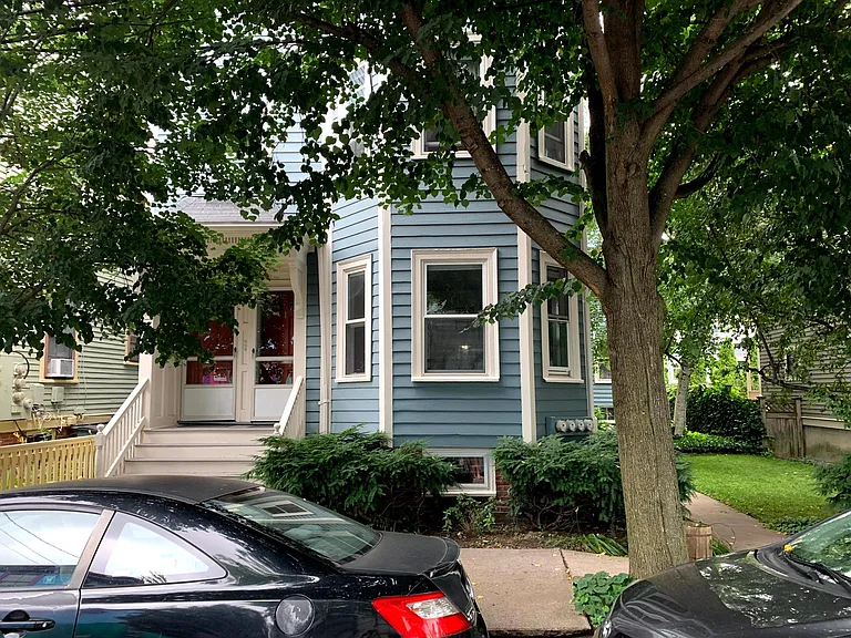 40 Kinnaird St #1 — Photo 8