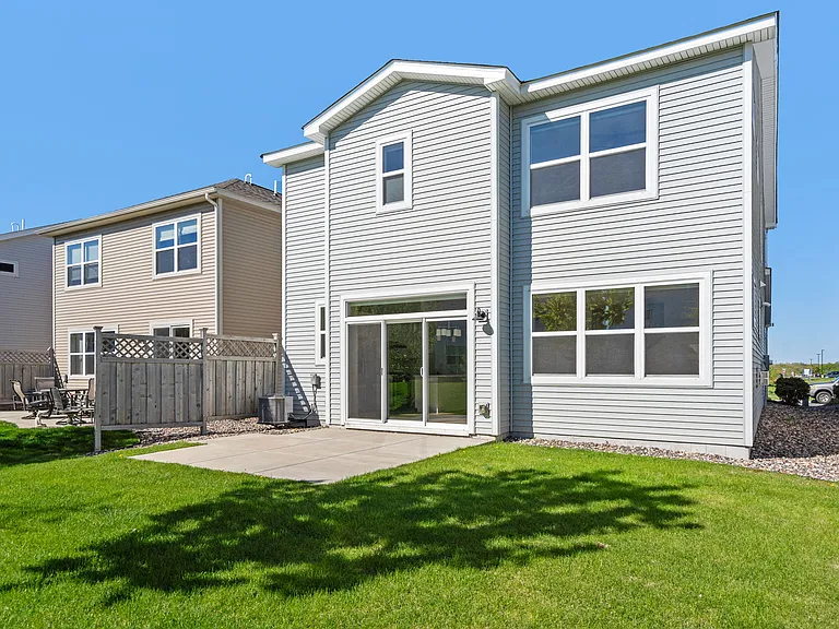 4702 Cranesbill Rd — Photo 24
