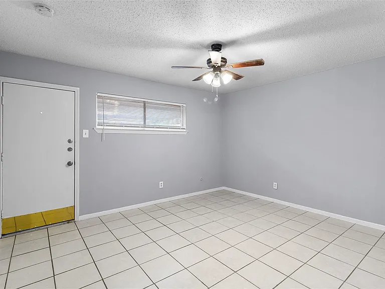 1016 Tri Oaks Ln #92 — Photo 10