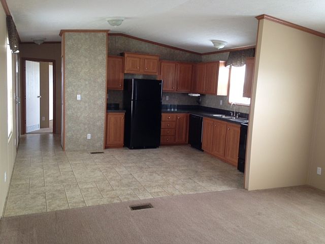 2nd image of 14 Partridge Ln #189