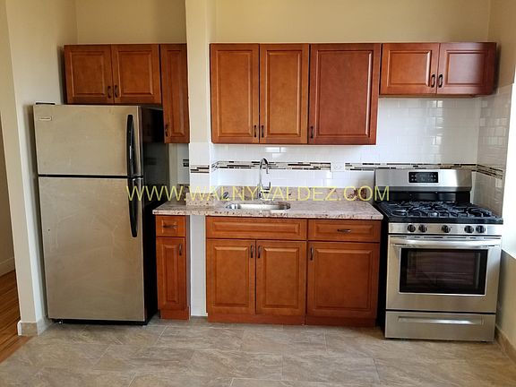 3rd image of 436 E 149th St
