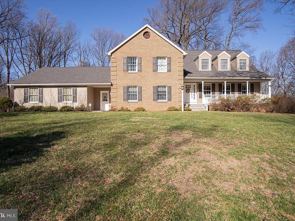1st image of 8704 Jans Ct