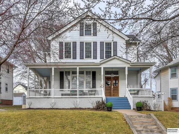 2130 S 33rd St, Omaha, NE 68105