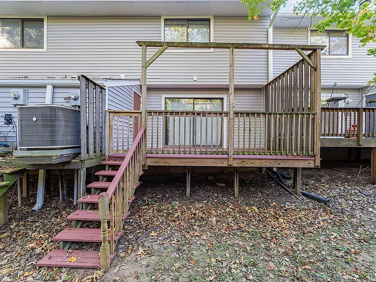 7320 Sandy Creek Dr — Photo 9