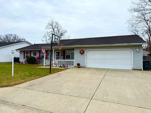 2nd image of 112 Aaron Dr