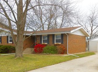317 S Lasalle St, Hobart, IN 46342