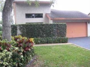 241 SW 87th Ter, Plantation, FL 33324