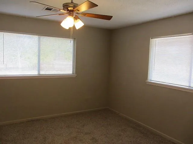 17 Julia Justice Rd — Photo 3