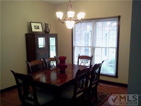 4th image of 109 Melanie Ln