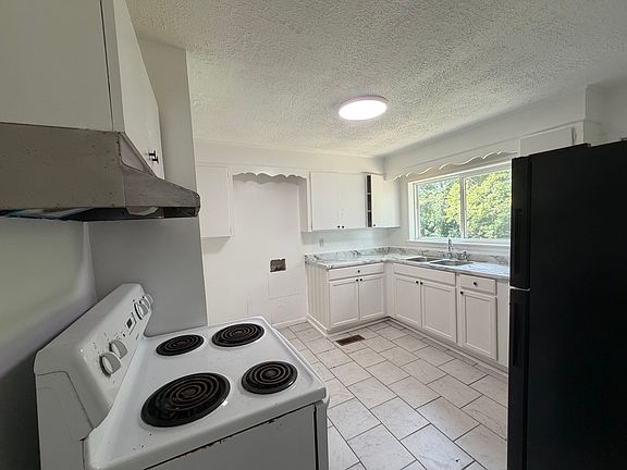 5th image of 606 Pace St