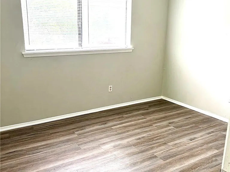 2406 Blanco Dr #D — Photo 21