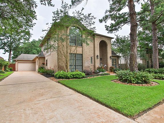2nd image of 7603 Club Lake Dr