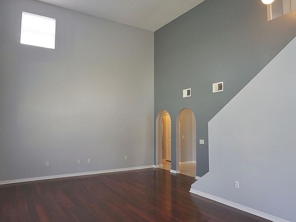 4th image of 3935 Warbler Dr