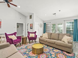 802 W Longleaf Dr UNIT 1, Auburn, AL 36832