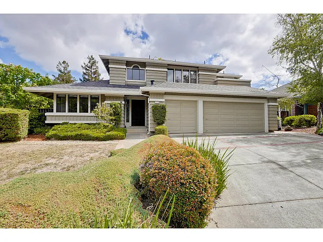 10206 English Oak Way photo 1