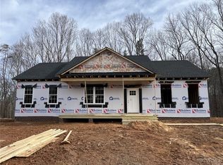 8305 Dash Ln, Jetersville, VA 23083