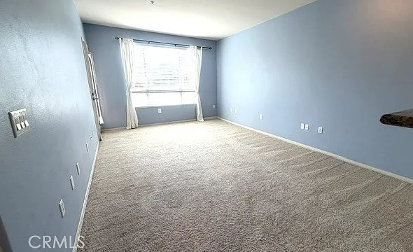 100 S Alameda #206 — Photo 2