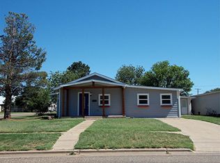 712 12th St, Abernathy, TX 79311