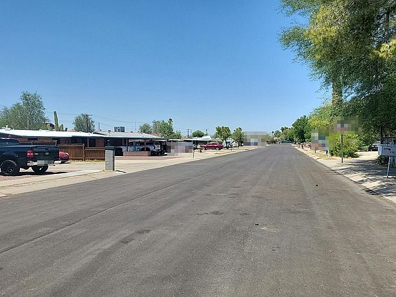 5th image of 4409 N Alicia Ave