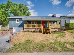 306 Hemlock St, Mount Carmel, TN 37645