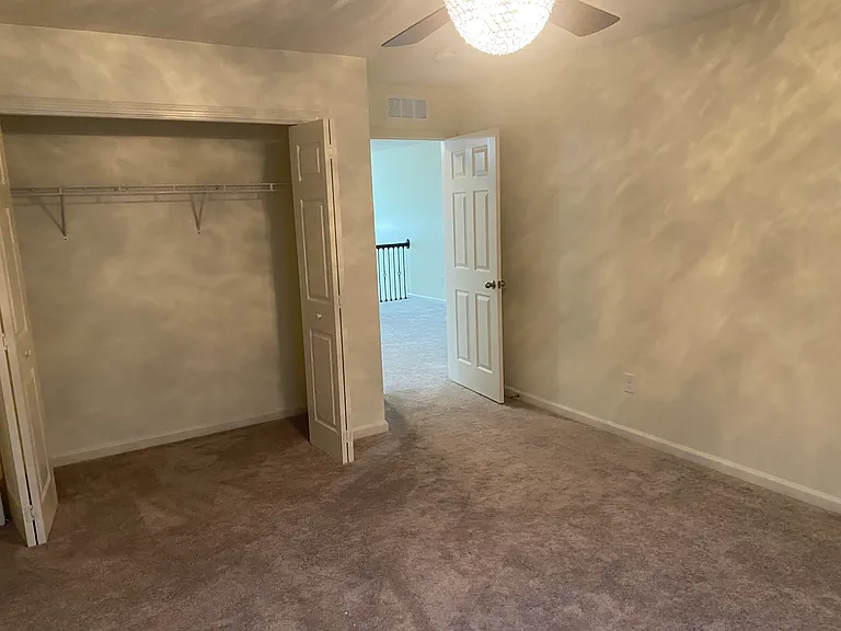 2630 Sheek Rd — Photo 14