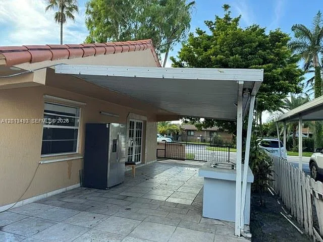 7599 W 4th Ct — Photo 9