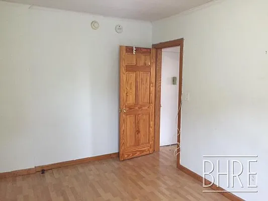 Rented by Brooklyn Heights Real Estate Inc | media 14