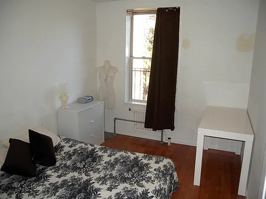 Rented by Gallery Real Estate Group, LLC | media 34