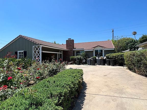 2nd image of 2051 Fremont Ave